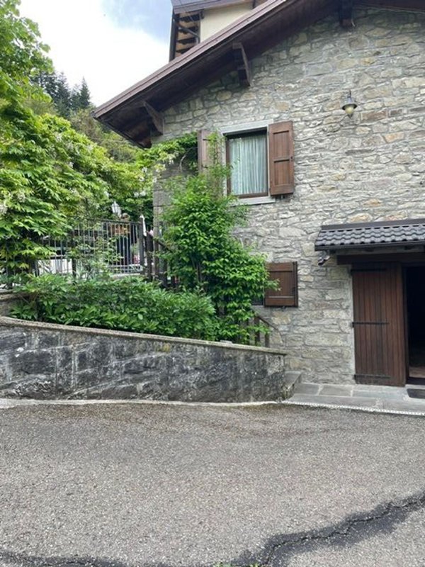 appartamento in vendita a Pievepelago
