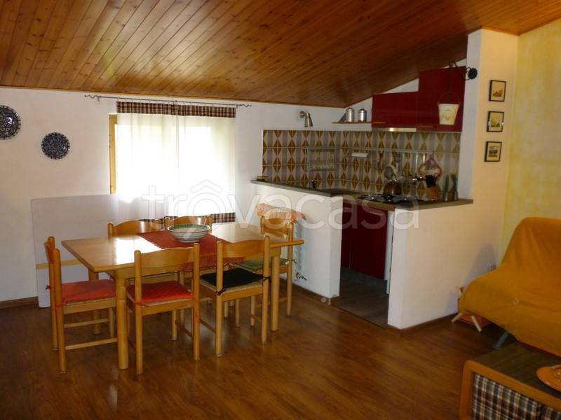 appartamento in vendita a Pievepelago in zona Sant'Anna Pelago