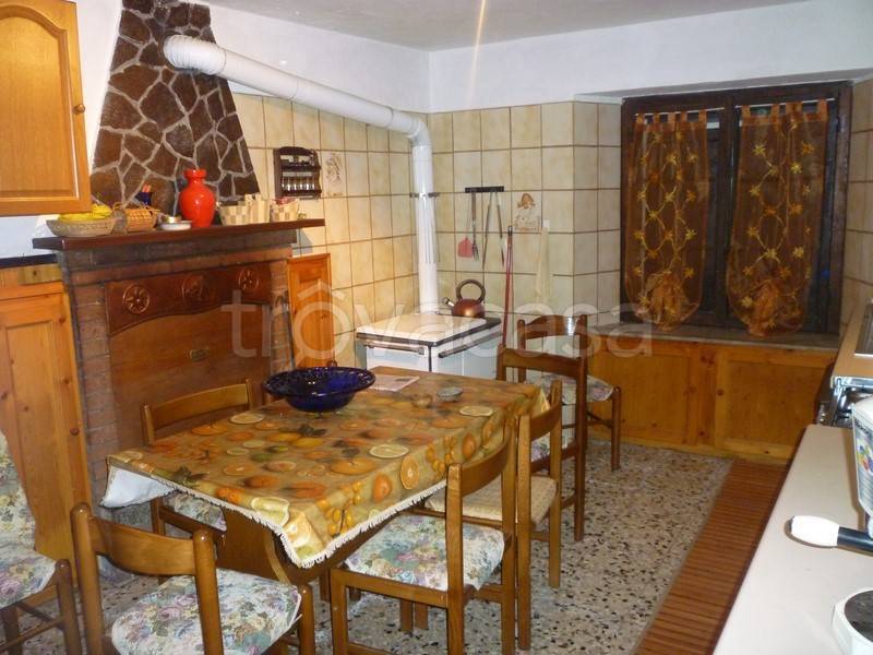 casa indipendente in vendita a Pievepelago in zona Sant'Anna Pelago