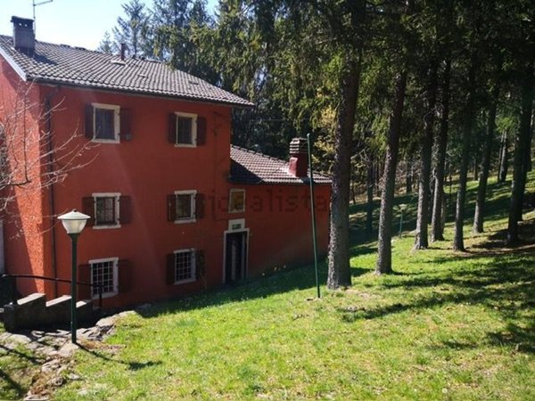 casa indipendente in vendita a Pievepelago in zona Roccapelago