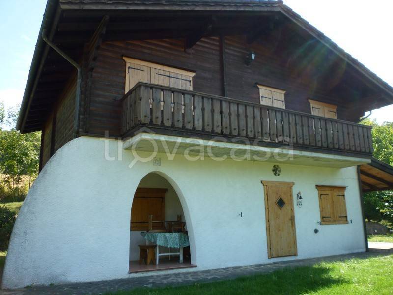 casa indipendente in vendita a Pievepelago