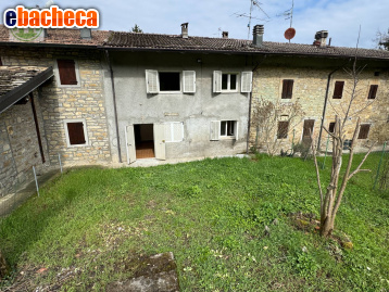 casa indipendente in vendita a Polinago