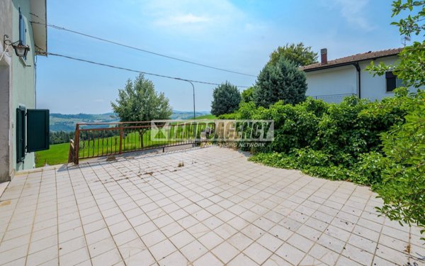 appartamento in vendita a Polinago