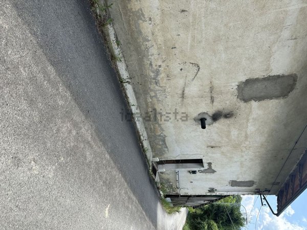 quadrivano in vendita a Polinago