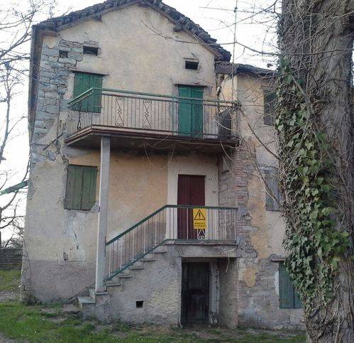 casa indipendente in vendita a Polinago