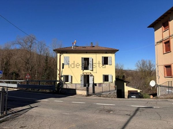 casa indipendente in vendita a Polinago in zona Talbignano