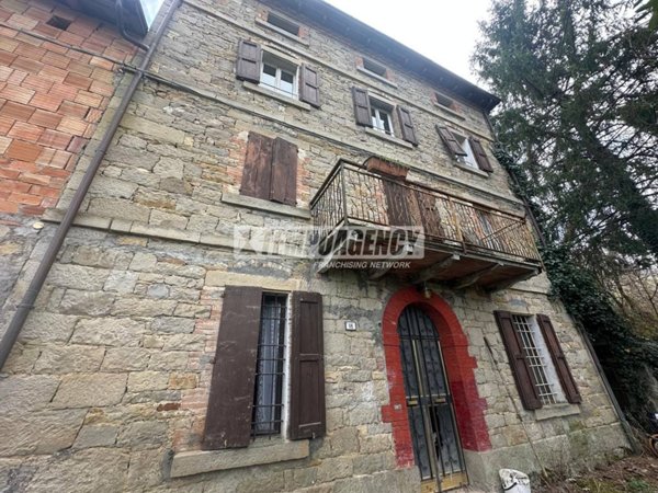 casa indipendente in vendita a Polinago