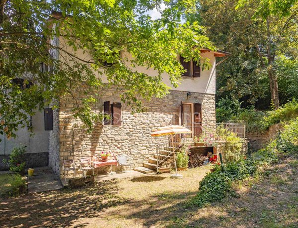 casa indipendente in vendita a Polinago in zona Talbignano