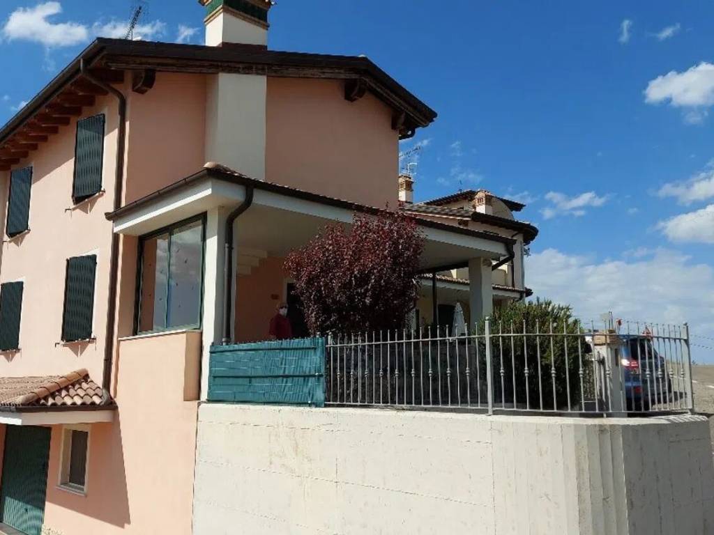 casa indipendente in vendita a Prignano sulla Secchia
