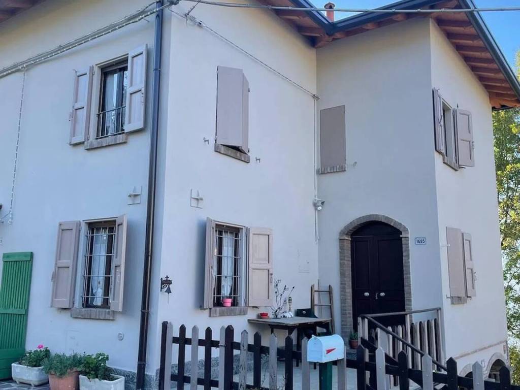 casa indipendente in vendita a Prignano sulla Secchia in zona Pigneto