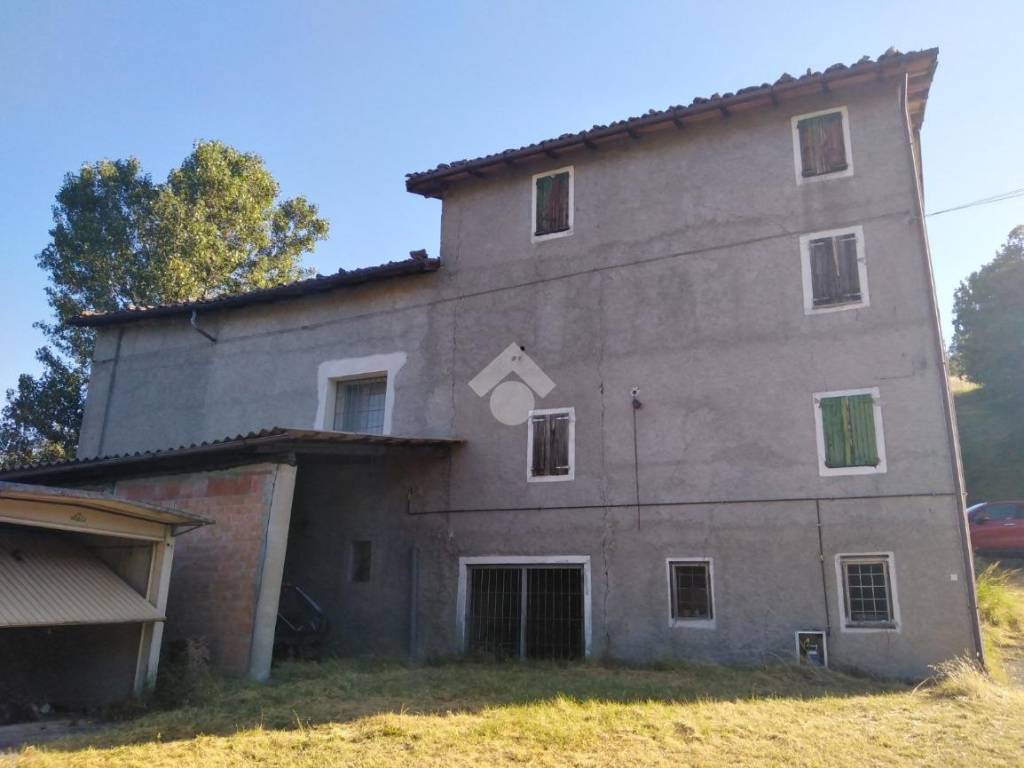 casa indipendente in vendita a Prignano sulla Secchia