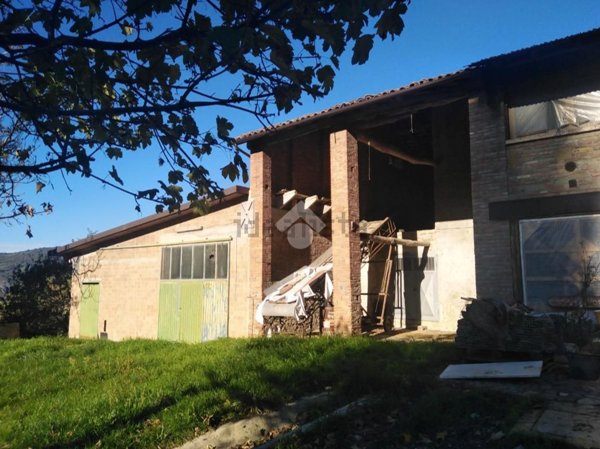 casa indipendente in vendita a Prignano sulla Secchia in zona Castelvecchio