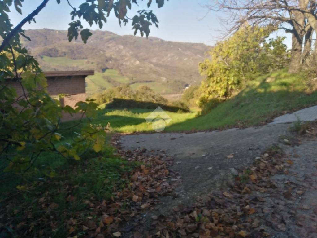casa indipendente in vendita a Prignano sulla Secchia in zona Castelvecchio