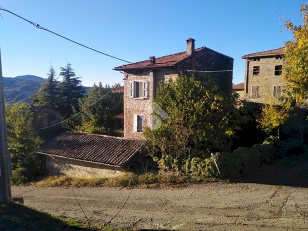 casa indipendente in vendita a Prignano sulla Secchia in zona Castelvecchio