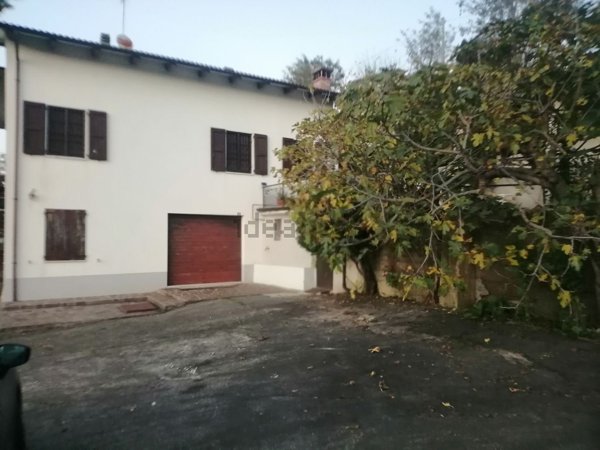 casa indipendente in vendita a Prignano sulla Secchia in zona Saltino