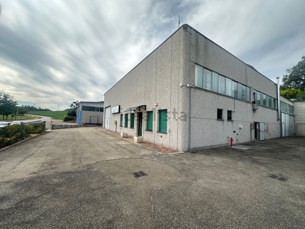 capannone in vendita a Prignano sulla Secchia