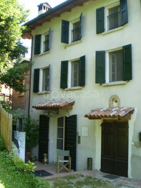 casa indipendente in vendita a Prignano sulla Secchia