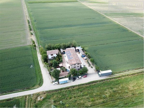 casa indipendente in vendita a Ravarino