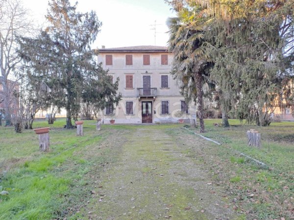 casa indipendente in vendita a Ravarino in zona Rami