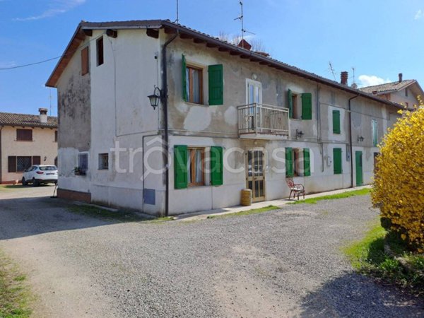 casa indipendente in vendita a Ravarino in zona Casoni