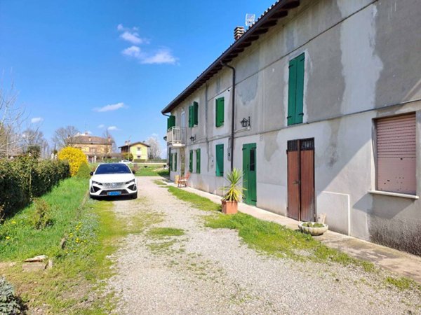 casa indipendente in vendita a Ravarino in zona Casoni