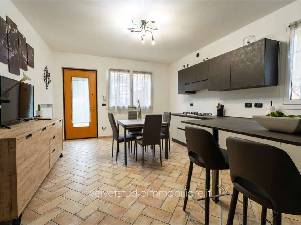 casa indipendente in vendita a Ravarino