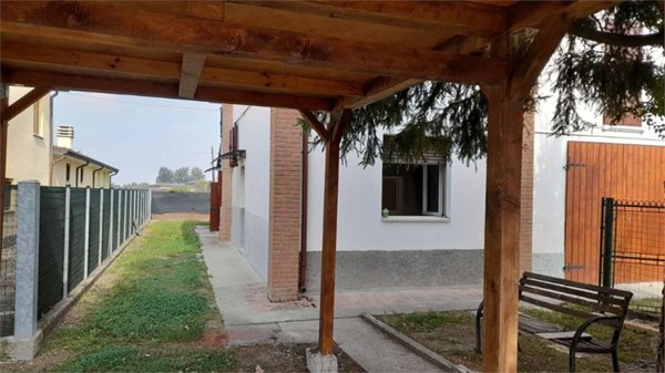 casa indipendente in vendita a Ravarino