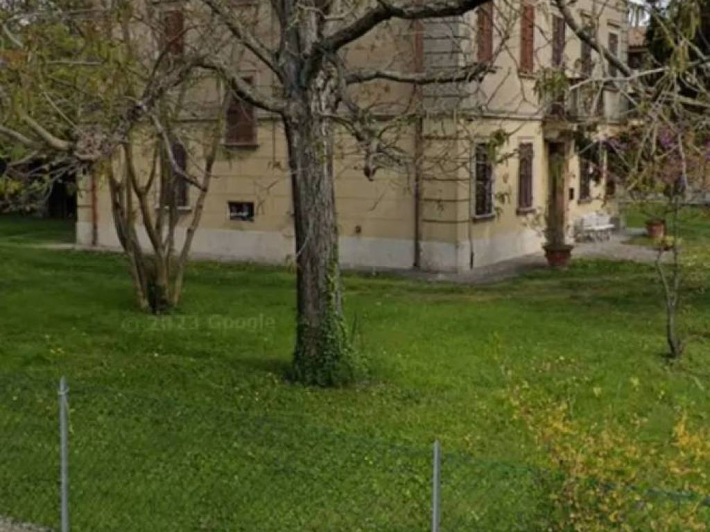 intera palazzina in vendita a Ravarino