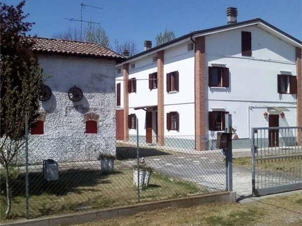 casa indipendente in vendita a Ravarino