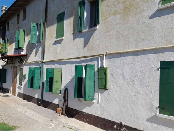 casa semindipendente in vendita a Ravarino