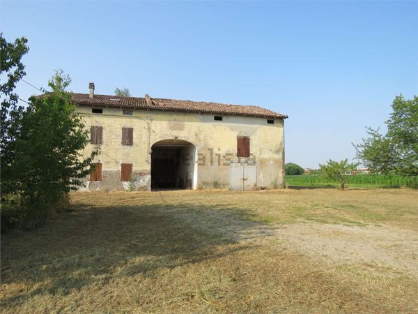 casale in vendita a Ravarino