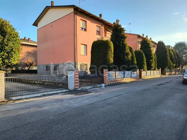 appartamento in vendita a Ravarino in zona Rami