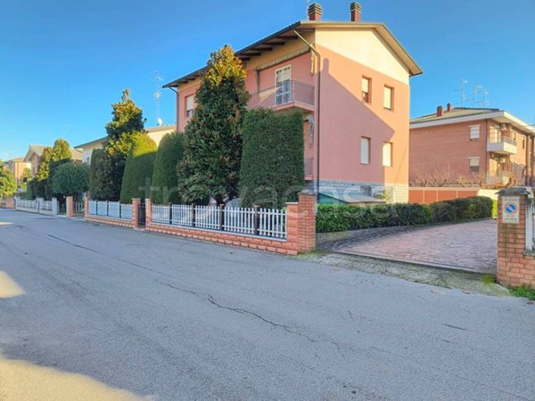 casa indipendente in vendita a Ravarino in zona Rami