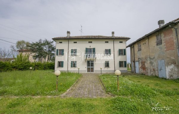 appartamento in vendita a Ravarino in zona La Villa