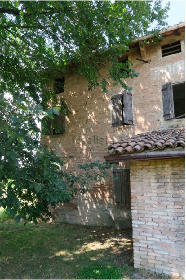 casale in vendita a Ravarino in zona Stuffione