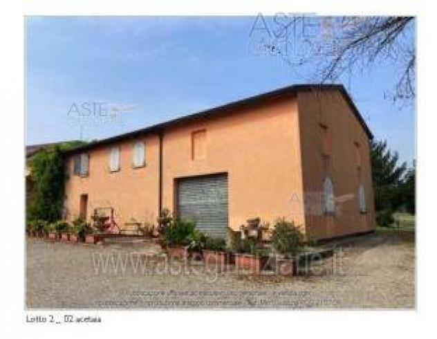 terreno edificabile in vendita a Ravarino