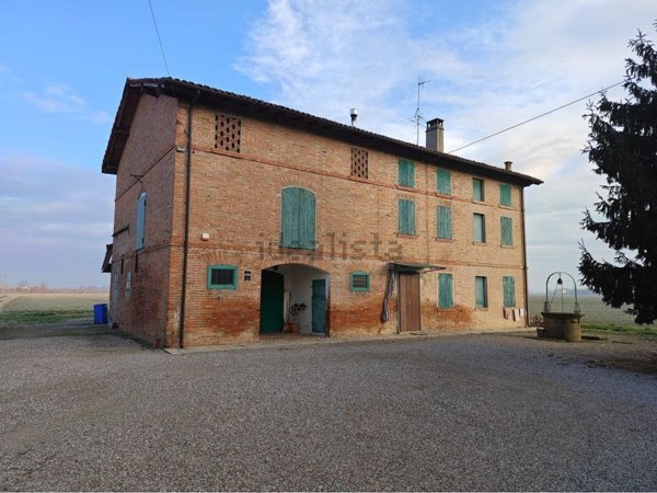 casa indipendente in vendita a Ravarino in zona La Villa