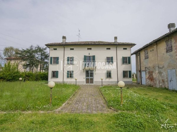 appartamento in vendita a Ravarino in zona La Villa