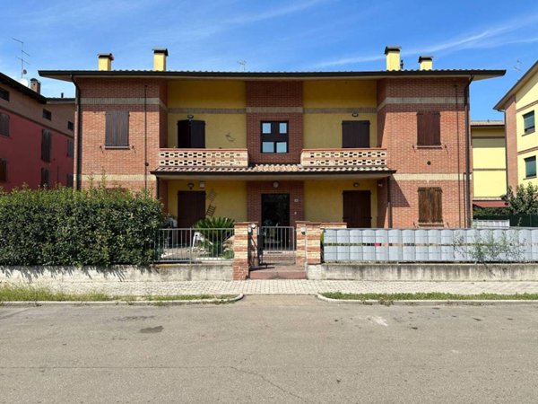 appartamento in vendita a Ravarino in zona Stuffione