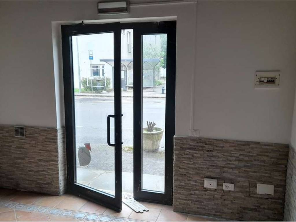negozio in vendita a Ravarino in zona Rami