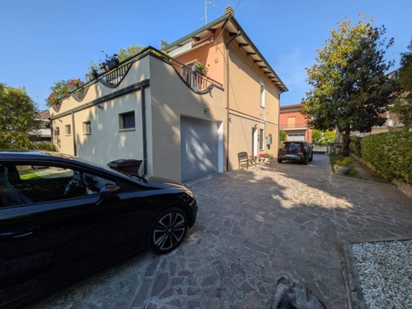 casa indipendente in vendita a Ravarino in zona Casoni