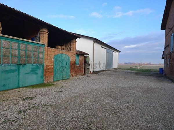 terreno edificabile in vendita a Ravarino in zona Rami