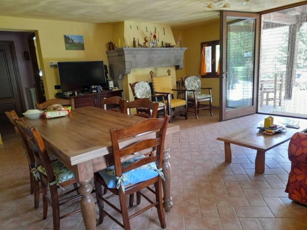 casa indipendente in vendita a Riolunato