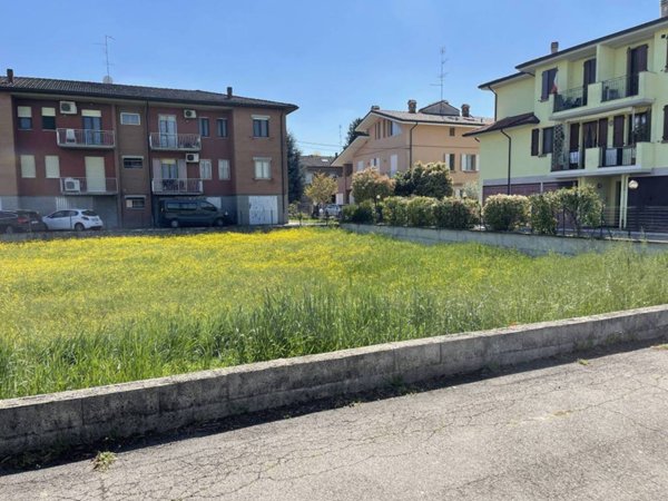 terreno edificabile in vendita a San Cesario sul Panaro