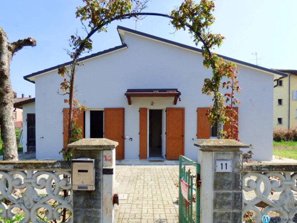 casa indipendente in vendita a San Cesario sul Panaro in zona Altolà
