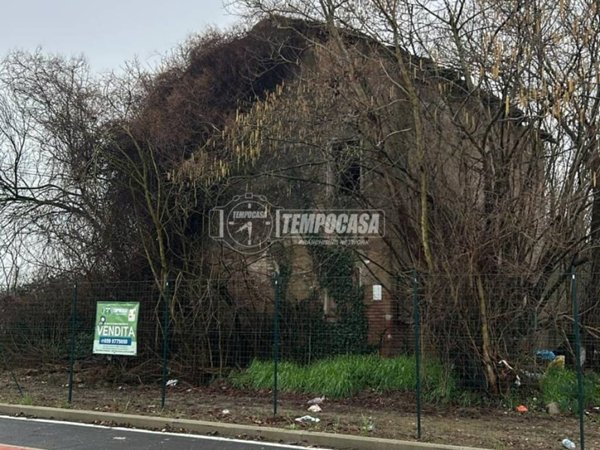 casa indipendente in vendita a San Cesario sul Panaro