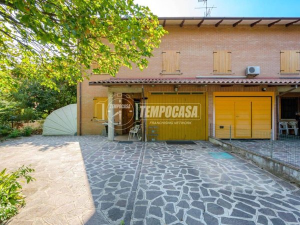 casa indipendente in vendita a San Cesario sul Panaro