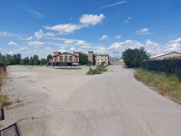 capannone in vendita a San Cesario sul Panaro