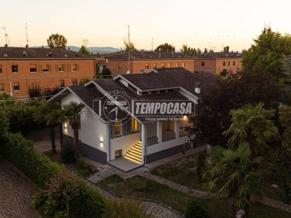 casa indipendente in vendita a San Cesario sul Panaro