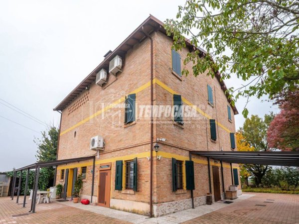 casa indipendente in vendita a San Cesario sul Panaro in zona Sant'Anna